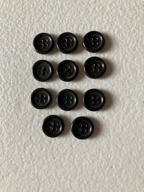 Lot 11 Black Plastic Buttons 4 Hole Design 9/16” Diameter Sewing Crafts